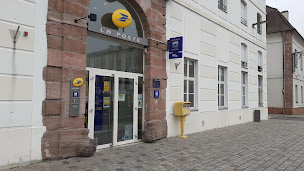 Photo n°1 de La Poste à Huningue (Poste)