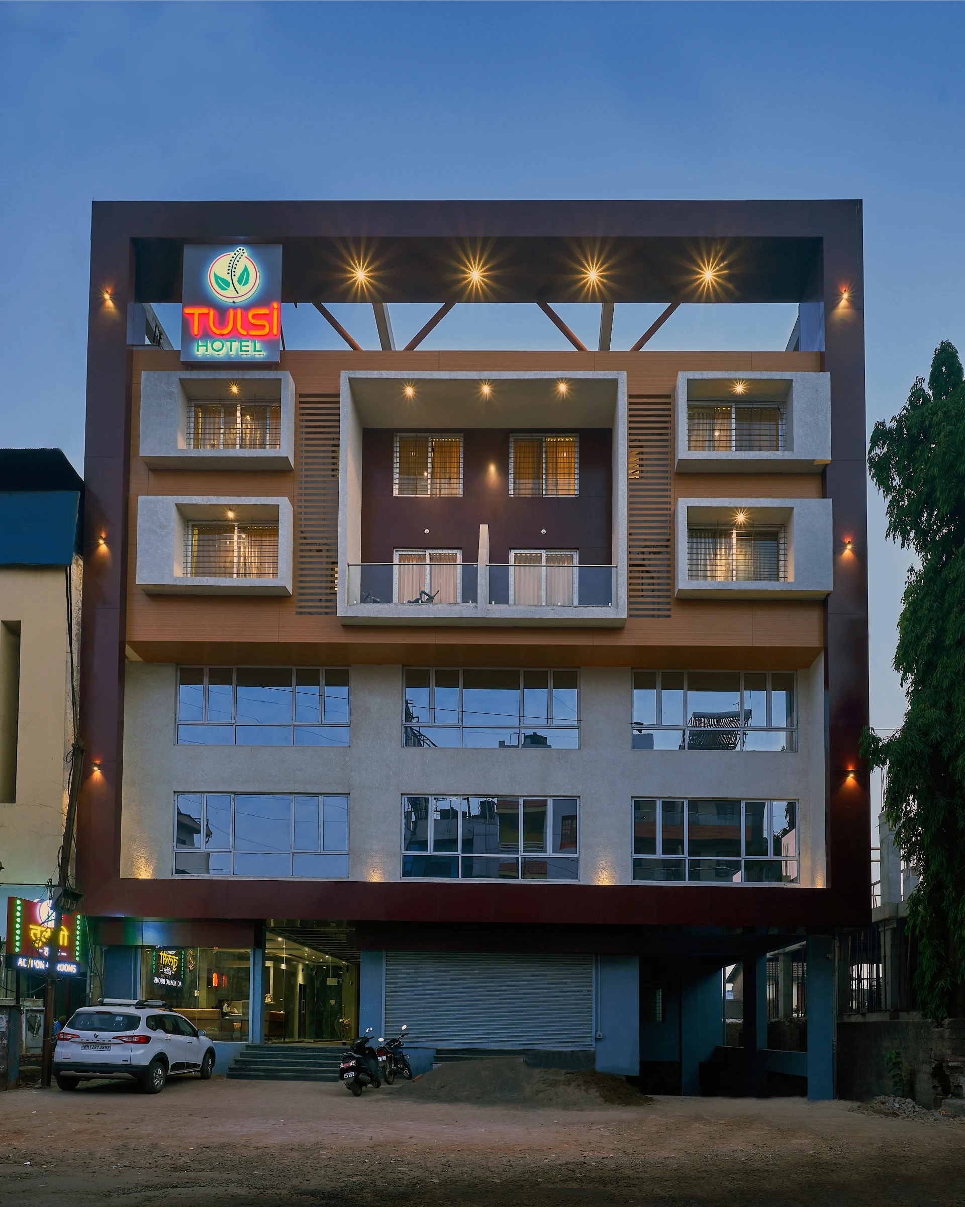 Hotel Tulsi-100 Feet From Ambabai Temple, Kolhapur