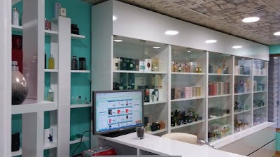 Photos of PARFUMI SHOP