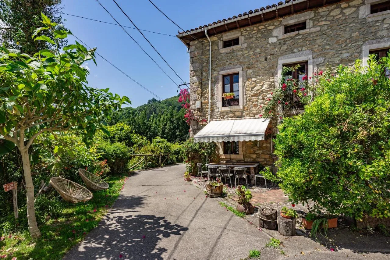 Alojamiento Rural "La Valleja"