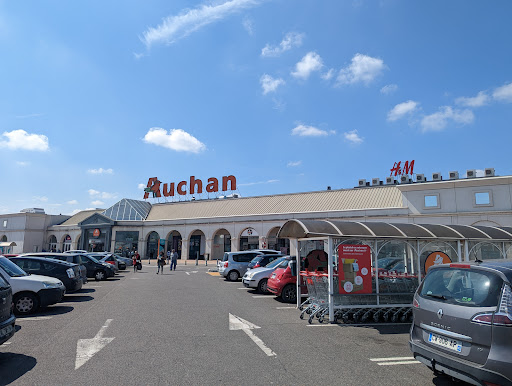 Auchan Hypermarché St-Jean De La Ruelle