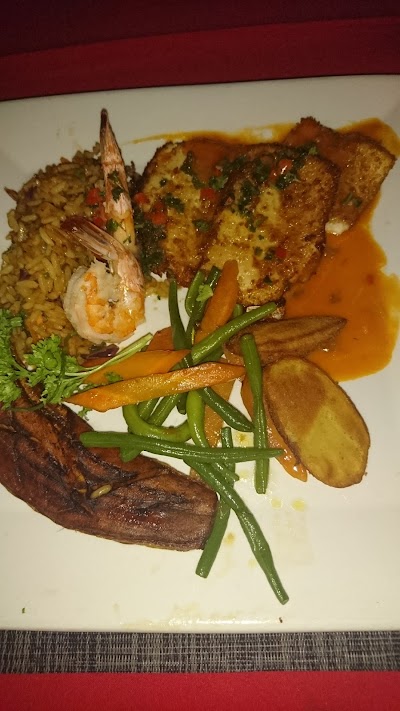 Photos of Wingz-N-Tingz