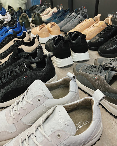 Northern Quarter Sample Sale Gallery - United Kingdom