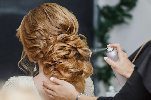 Astrid Coiffure Femme : Coloriste et Visagiste Gallery - France
