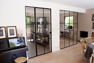 Photo n°39 de Adomia Fermetures · Fenêtres, Portes, Volets, Portails à Hinges (Magasin de stores et de rideaux)