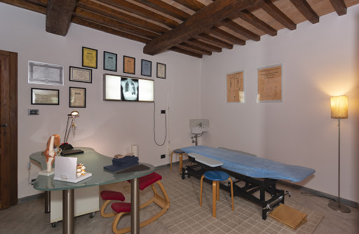 Silvia Srebot Fisioterapista Osteopata Provincia di Pisa San Giuliano Terme