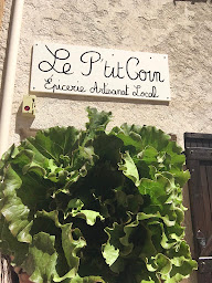 Photo n°2 de Épicerie Le P’tit Coin à Le Mas (Épicerie)