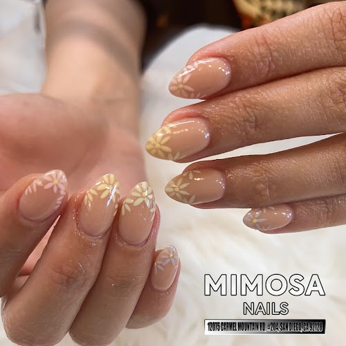 Mimosa Nails interior view