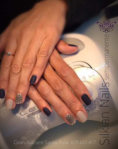 Uñas de porcelana Silkian Nails en Gran Alacant-Santa Pola Gallery - Spain
