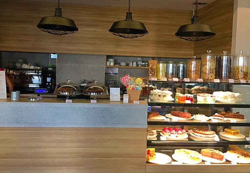 Bistro W Kropki Bordo