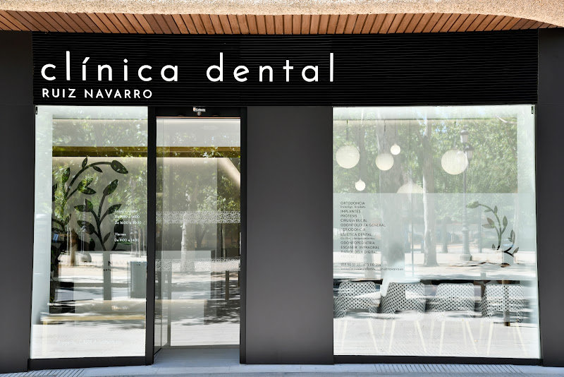 Clínica Dental y Estética Ruiz Navarro