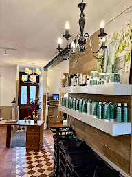 Photo n°1 de Salon Barbara à La Ferté-Saint-Aubin (Salon de coiffure)