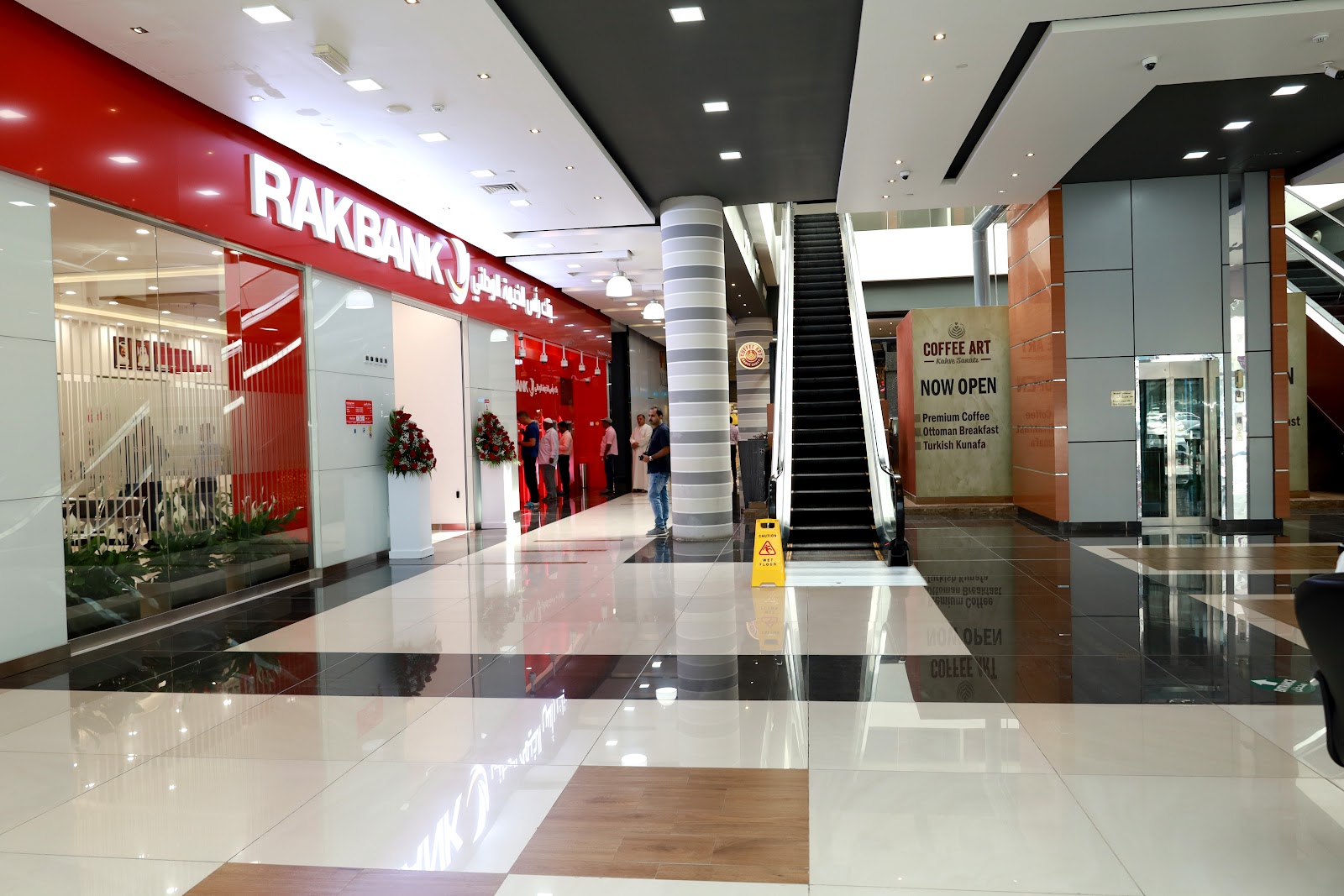 فاكتوري مول للفساتين - صورة 5