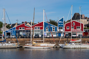 Photo n°4 de DALMARD MARINE – Magasin direct d'usine vêtements marins à Paimpol (Magasin de vêtements)