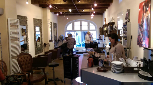 Friseur Custom Cuts