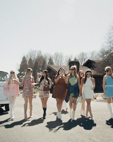 West Wine Tours by null