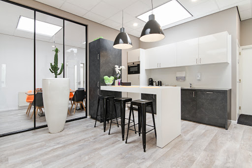 De Poort van Berrege Office & Storage Gallery - Netherlands