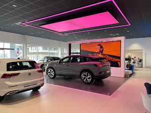 Photo n°6 de Volkswagen Saint-Jean-du-Cardonnay - VIKINGS AUTO à Saint-Jean-du-Cardonnay (Garage automobile)