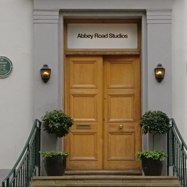 Abbey Road crosswalk (Beatles)