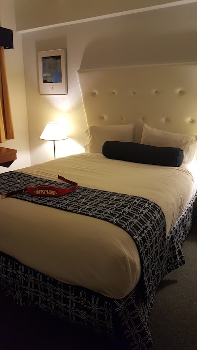 Photos of Ocean Spray Hotel