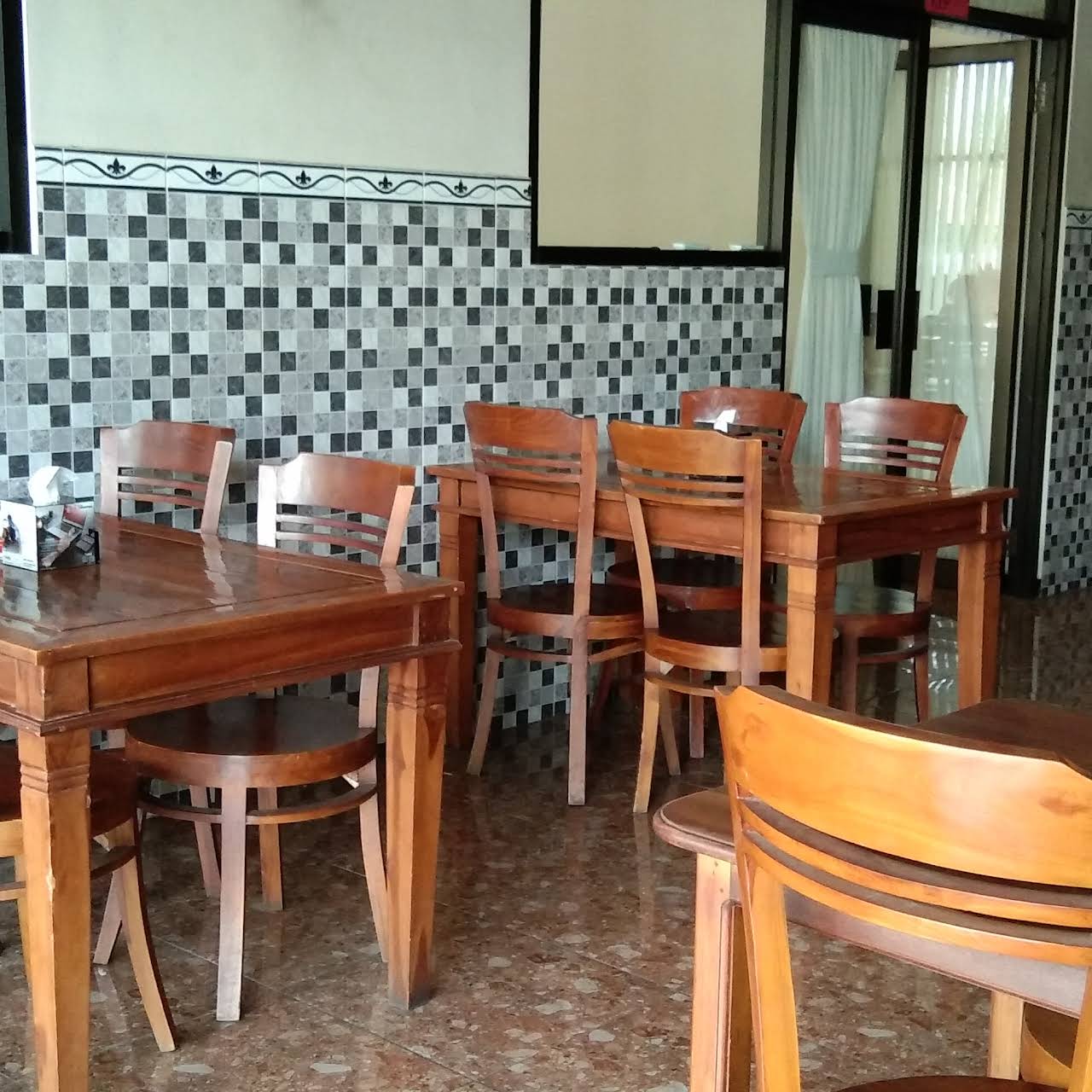 Rumah Makan Lesehan Pangestu Restoran