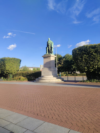Callaghan Square - Visual