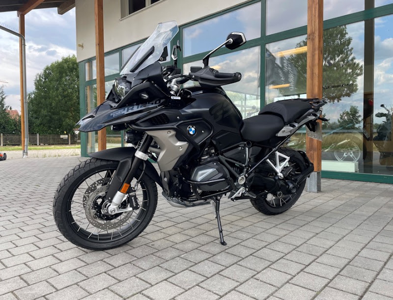R Drive - Fahrschule am Bismarckplatz