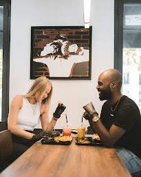 Photo n°17 de Black & White Burger Vichy à Vichy (Restaurant végétarien)