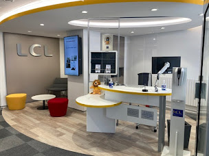 Photo n°5 de LCL Banque et assurance à Herblay-sur-Seine (Banque d'épargne)