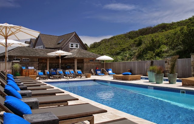Cliffside Beach Club