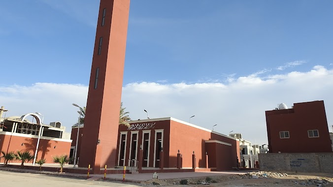 مسجد لطيفة إبراهيم الشويعر, Author: تركي الاحمري