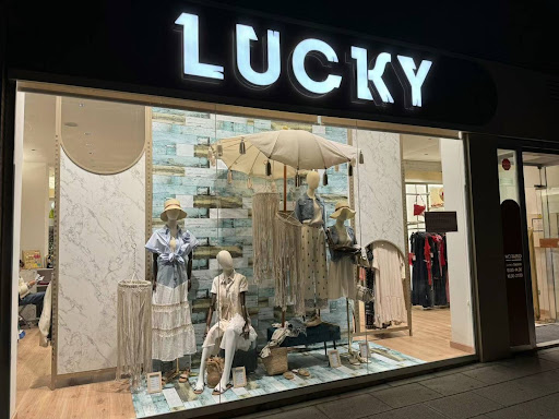 lucky moda - Visual