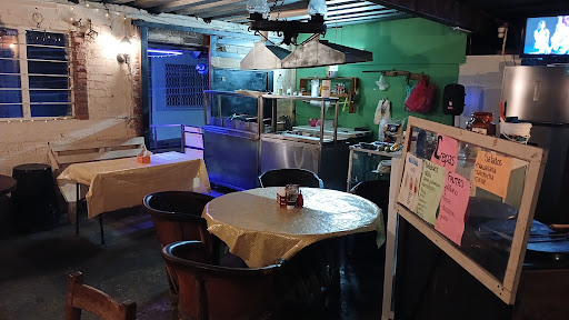 EL REMOLKITO Food service