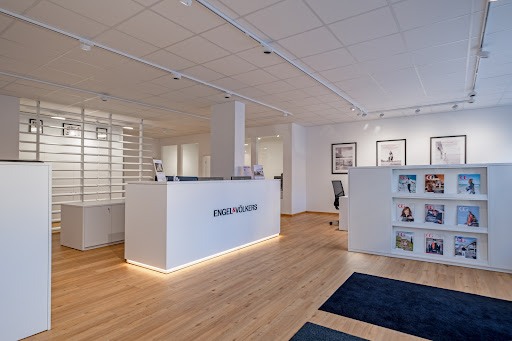 𝗜𝗺𝗺𝗼𝗯𝗶𝗹𝗶𝗲𝗻𝗺𝗮𝗸𝗹𝗲𝗿 𝗗𝗮𝗰𝗵𝗮𝘂 | Engel & Völkers Immobilien