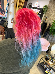 Photo n°4 de Loft Shine à Le Mans (Salon de coiffure)