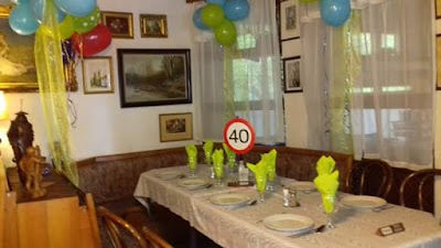 Photos of Le&aacute;nyv&aacute;r Inn