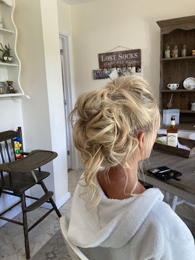 Vicky Tenoski Fenn Hair - Thumbnail