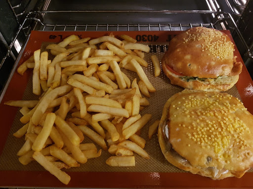 Photo 2 - Grill Saint André
