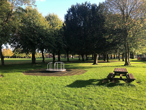 Knebworth Recreation Ground Logo