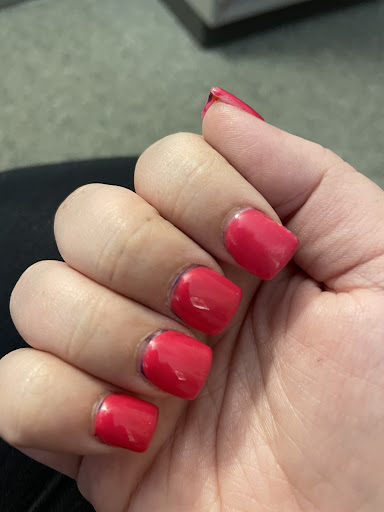 NAILS NOW - Visual