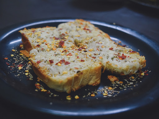 Cheese garlic bread post image