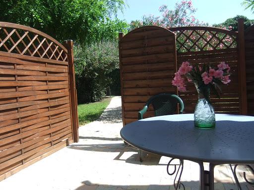 Photo de La Villa du Saule, Piscine, Pétanque, Vue, Barbecue, Four à Pizza, Détente, Thermes de Vals les Bains, Pont d’Arc à Ucel (07200)