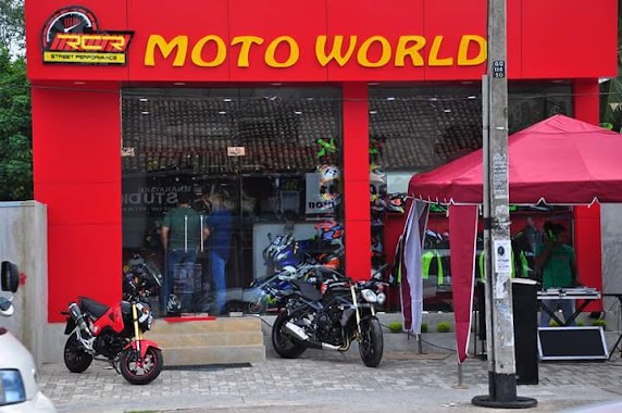 RCR Moto World, Author: - Mohan -