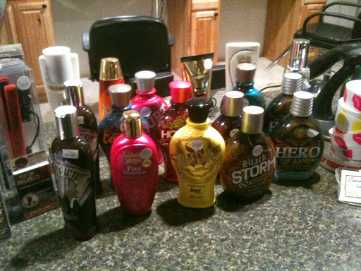 Carriage House Salon & Tanning - Thumbnail
