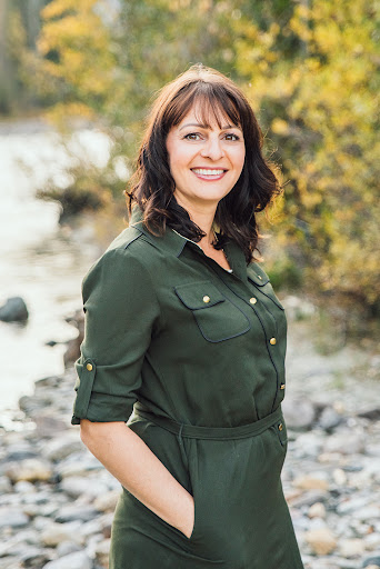 Nada Courtliff - REALTOR® RE/MAX INVERMERE - Thumbnail