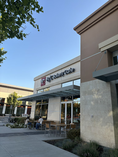 85°C Bakery Cafe - Milpitas - Thumbnail