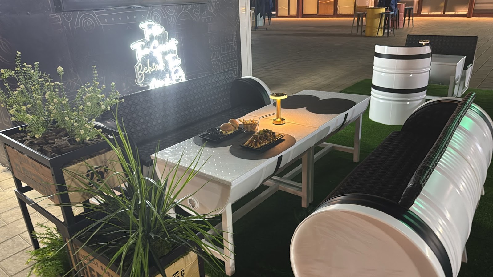 Krush Burger Rak - صورة 4