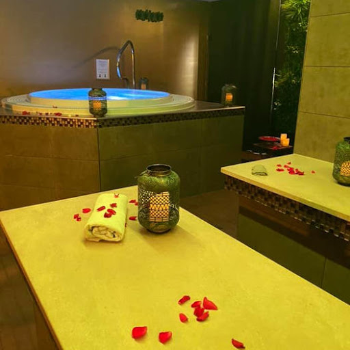 Photo de Spa & Institut Villa Royale - Massage - Angoulins