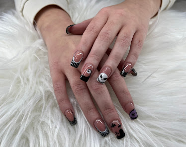 Amy’s Nails