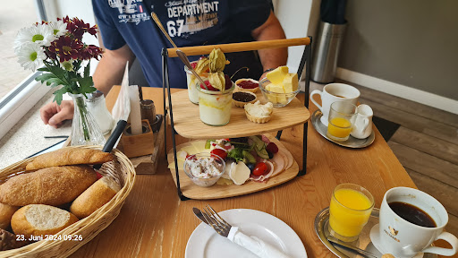 Cafe Gleis III - Thumbnail
